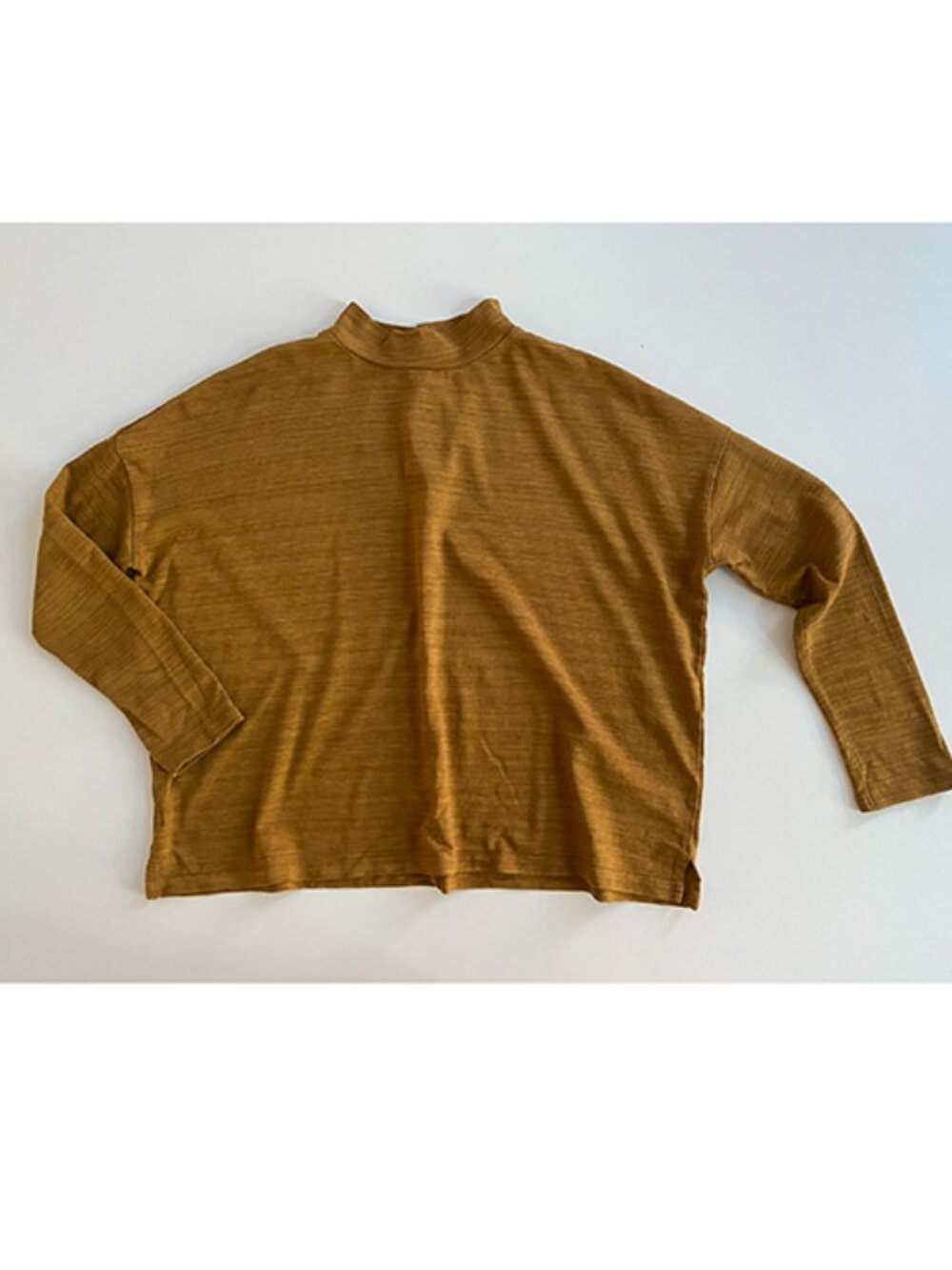 XS Sessun Mock Neck Top